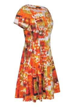 Get some fiery style with this soft cotton creation from Lafayette 148! Made with a marbled design, this is a classic button-front fitted frock to rock all summer long. Slip on some slide sandals and get out in the sun! Size 8 96% Cotton, 4% Elastane A-line silhouette Round neckline Short sleeve Button front design Waist 27” Bust 30” Total length 39” French Girl Chic, Long Slip, Chic Shop, Buy Shoes Online, French Girl, Size 8 Dress, Short Sleeve Dress, Front Design, Touch Up