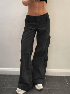 Boyfriend jeans Buttoned Straight-Leg Cargo Jeans - AnotherChill Celana Kargo, Celana Fashion, Street Y2k, Y2k Punk, Streetwear Jeans, Hot Wheel, Punk Vintage, Jeans Cargo, Denim Pants Women