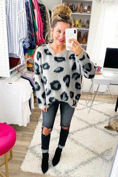 Shop Jess Lea Boutique Larry Leopard Print Sweater #Leopard #leapardprint #leopardsweater #Leopardtop #greyleopard #brownleopard #jesslea #jessleaboutique #jessleastyle #casualstyle #momstyle #casualoutfit #easyoutfit #ootd #boutique #boutiquestyle #falloutfit #bloggeroutfit #bloggerstyle #bloggerfalloutfit #bloggerwinteroutfit Oversized Sweater Dress, Oversize Outfit, Leopard Sweater, Print Sweater, Soft Sweater, Softest Sweater