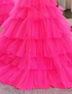 Ballkleid Ballkleider Rückenfreies Kleid Formale Hochzeitsgäste Bodenlang Ärmellos Trägerlos Tüll mit Rüschen Prom Dresses Backless, Dress Formal Wedding Guest, Cheap Prom Dresses Online, Ball Gown Prom Dresses, Gown Prom Dresses, Formal Wedding Guests, November Wedding, Backless Prom Dresses, Prom Dresses Online