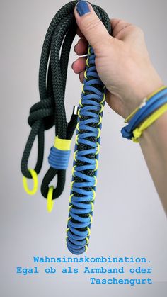 Upgrade your bag...the hand-woven sailing rope straps are a wonderful replacement strap for our bags or for the ones you already have. Length approx. 110 cm including carabiner/snap ring, not adjustable. Width approx. 3 cm. The rope is 10 mm thick, end caps and snap ring are made of stainless steel. The colorful snap rings are available separately in the shop. Please note that the mint colored strap measures only 95 cm including snap rings. 110 cm is enough to wear most bags crossbody. This depe Paracord Bag, Rope Dress, Sailing Rope, Rope Macrame, Snap Ring, Rope Bag, Climbing Rope, Strap Bag, Neck Strap