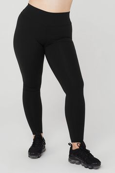 Ready for practice. Perfect for pavement. Soon-to-be a permanent fixture in your studio essentials rotation, the Airbrush Winter Warm High-Waist Nocturne Legging has an on-trend rise, booty-boosting sweetheart back, and brushed interior. Plus it has all the best assets of the classic version, like no side seams and a yogi-tested fit that lifts and sculpts. Black Compression Leggings By Alo Yoga, Black Compressive Alo Yoga Leggings, Black Alo Yoga Leggings For Pilates, Black High Stretch Alo Yoga Leggings, High Stretch Black Alo Yoga Leggings, Alo Yoga High Stretch Black Leggings, Alo Yoga Black Leggings For Workout, Alo Yoga Black Workout Leggings, Black Alo Yoga Bottoms For Pilates