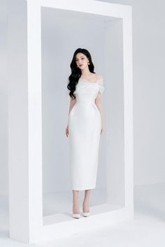 Roselily Pencil Off-Shoulder Twisted Woven Midi Dress | MEAN BLVD Elegant Sleeveless Midi Dress For Banquet, Elegant Spring Off Shoulder Dress For Dinner, Elegant Off Shoulder Dress For Spring Dinner, Elegant White Off-shoulder Bodycon Dress, Summer Evening Dress With Asymmetrical Neckline For Banquet, Evening Midi Length Dress For Banquet, Evening Midi Dress For Banquet, Evening Banquet Midi Length Dress, Elegant Summer Evening Dress For Banquet