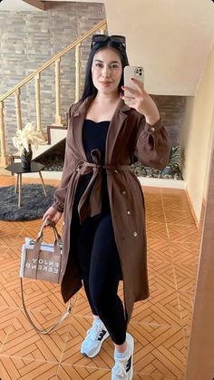 Outfits Gorditas, Classy Casual Outfits, Looks Black, Trends 2024, Samara