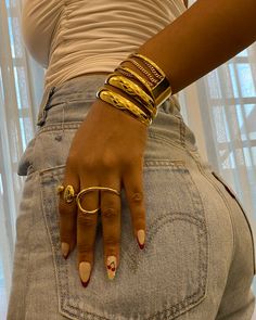 Love a well curated stack ✨🌸 [NEW] Curve him Ring x Batish double Bracelet Also in frame: Celine ring x Raye Bracelet swipe for the newbies> #goldjewelry #goldbracelet #chunkybracelet #goldrings #jewelry Celine Ring, Double Bracelet, Chunky Bracelets, Gold Jewelry, Gold Bracelet, Bracelet, Ring, Frame, Quick Saves