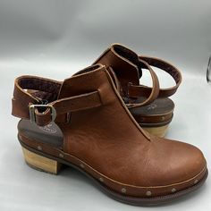 Unworn Like New As Pictured Casual Brown Clogs With Stacked Heel, Casual Clogs With Wooden Low Heel, Casual Brown Low Heel Mules, Brown Clogs With Heel Loop And Round Toe, Brown Clogs With Heel Strap And Round Toe, Brown Slip-on Clogs With Heel Strap, Casual Clogs With Block Heel And Heel Loop, Casual Low Heel Clogs With Removable Insole, Casual Leather Clogs With Ankle Strap