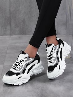 Black Sporty Collar   Colorblock Chunky Sneakers Embellished   Women Shoes Dr Shoes, Basket Noir, Belt Fashion, Sporty Sneakers, Orthopedic Shoes, Dad Shoes, Cross Border, Chunky Sneakers, Outfit Casual