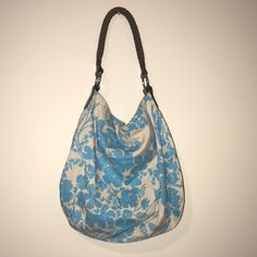 Old Navy Blue Floral Purse, New Without Tags, Very Cute! Check Out Pictures! Bohemian Blue Bags For Spring, Blue Tote Hobo Bag For Spring, Casual Blue Hobo Bag For Spring, Blue Spring Hobo Bag, Blue Summer Hobo Tote Bag, Blue Hobo Bag For Spring, Spring Blue Hobo Bag For Everyday, Blue Hobo Bag For Everyday Spring Use, Summer Vacation Blue Hobo Bag