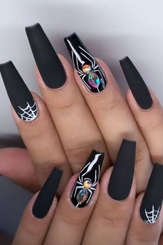 Halloween Ombre Nails Acrylic, Halloween Nail Art Square, Hawolleen Nails, Halloween Nails For Kids Easy, Matte Black Halloween Nails Design, Sns Halloween Nails, Matte Halloween Nail Designs, Bat Nails Designs, Halloween Nails Medium Length