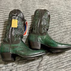 Reposhing This Item I Purchased From @Sabrinataylo219. Loved It, But Ready To Rotate For Something New. Questions? Leave A Comment Below! Formal Green Boots With Reinforced Heel, Justin Boots, Cowboy Boots Women, Boots Leather, Western Cowboy Boots, Boots Women, Boots Shoes, Western Cowboy, Boots Black