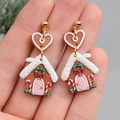 KarmelArt - Etsy UK Christmas Polymer Clay Ideas, Sculpey Earrings, Polymer Christmas, Mini Food Earrings, Holiday Jewelry Ideas, Christmas Light Necklace, Christmas Clay Earrings, Gingerbread Earrings, Clay Earrings Christmas