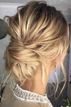 Easy Yet Iconic Long Hairstyles You Cant Help But Love ★ Fine Hairstyles, Wedding Updos, Hairstyles Updo, Low Bun, Photos Wedding, Medium Hair Cuts