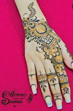 henna tattoo on the hand of a woman