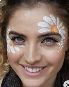 Face Paint For Girls Easy, Fairy Princess Face Paint, Small Face Painting Designs, Face Painting Designs For Beginners, Face Painting Poster Board Ideas, Easy Flower Face Painting, Beginners Face Painting, Quick Face Paint Designs, Cute Facepainting Ideas For Teens