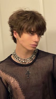 Grunge Haircut, Shag Hairstyle, Muka Lelaki, Short Shaggy Haircuts, Shaggy Short Hair, Straight Hair Cuts, Hair Inspiration Short, Shot Hair Styles, Short Straight Hair