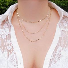 Gold Triple Layer Necklace Low Cut Dress, Triple Layer Necklace, Chain Link Necklace Silver, Delicate Gold Necklace, Silver Link Chain, Layered Necklace Set, Cut Dress, Layer Necklace, Dainty Gold Necklace