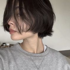 Korean Short Hair For Chubby Face, Korean Pixie, Short Hair For Chubby Faces, Short Hair Tomboy, Short Dark Hair, Korean Short Hair, Asian Short Hair, Shot Hair Styles, Hair Stylies