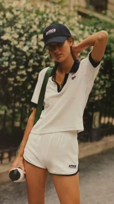 Tennis Shoot, Tennis Fits, Stars Aesthetic, Summer Activewear, Italian Summer Outfits, Sporty Aesthetic, Tennis Outfits, Tennis Outfit, Tennis Fashion