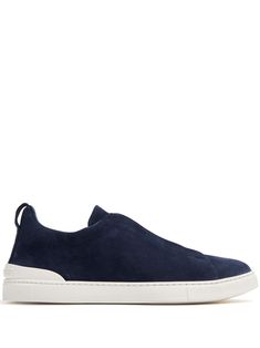 navy blue calf leather logo-debossed tongue round toe front lace-up fastening branded insole pull-tab at the heel flat rubber sole Sneakers Blue, Leather Logo, Suede Sneakers, Pull Tab, Calf Leather, Lace Front, Rubber Sole, Shoes Sneakers, Navy Blue