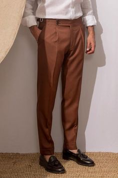 Adapts perfectly to the legs very well I recommend this article the product is very well finished Very fast sending. Pini Parma, Men Pants Pattern, Pants Outfit Men, Formal Men Outfit, Green Trousers, Formal Pants, Men Stylish Dress, Tech Pack, Men Trousers