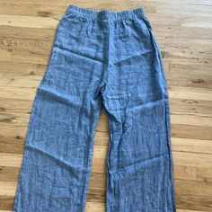 Sotela Lena Chambray Linen Pants For Sale! Size 1 And In Excellent Used Condition. Smoke Free & Dog Friendly Home. 13" Unstretched Waist (17" Stretched), 13" Rise, & 22" Inseam. These Are Incredibly Comfy And The Perfect Pant For Summer. Perfect Pant, Free Dogs, Linen Pants, Chambray, Dog Friends, Pant Jumpsuit, Pants For Women, Pants, Women Shopping