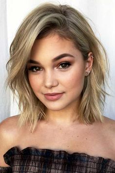 Above The Shoulder Haircuts, Shoulder Haircut, Layered Haircuts For Women, Cool Short Hairstyles, Shoulder Hair, Short Layered Haircuts, Medium Hair Cuts, Shoulder Length Hair