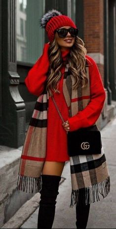 Suit With Sweater, Classic Winter Outfits, Classic Winter Style, Cute Winter Clothes, High Knee Boots, Outfit Botas, Sweater Dress Outfit, Cute Winter Outfits, Causual Outfits