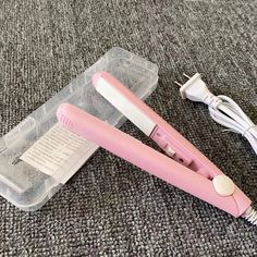 Short Hair Styling, Mini Flat Iron, Mini Straightener, Easy Short Hair, Mini Hair Straightener, Short Hair Waves, Straightening Iron, Travel Hair