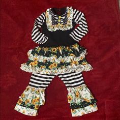 Vintage Sweet, Frilly 2pc Toddler Girls Outfit Size 12-18 Months. The Sunflowers, Black And White Stripes, Polka Dots, And Ruffles Are Darling And Perfect For The Season! Though It Doesn’t Have Tags (Company Packaging Only), It Has Never Been Worn...Meaning It’s Brand New...Smoke/Pet- Free Home. All Questions And Offers Are Welcomed Thanks For Shopping By Happy Poshing And Have A Great Day! Striped Outfit, Woman Costumes, Toddler Girl Outfit, Stripe Outfits, Black And White Stripes, Toddler Girls, Yellow Black, Black N Yellow, Bedding Set