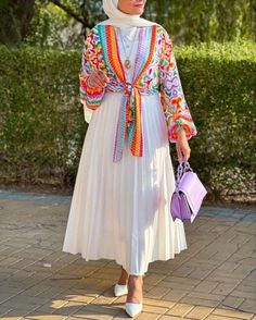 Stylish Outfits Casual, Modest Fashion Hijab, Cute Modest Outfits, Fashion Top Outfits, Mode Abaya, Outfits Petite, Modesty Fashion, Everyday Fashion Outfits