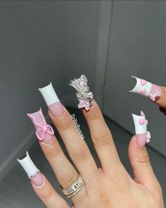 pink white bling nails #girly #pink #frenchnails #frenchtip #bling #acrylic #nails White Bling Nails, Pop Nails, Artsy Nails, Nails Girly, Kitty Nails, Girly Pop, Nails Yellow, Acrylic Toe Nails