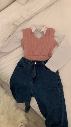 Back To School Outfits Summer, General Outfit, School Outfits Summer, August Outfits, Fashion Top Outfits, Everyday Fashion Outfits, Casual Day Outfits, Quick Outfits, Easy Trendy Outfits