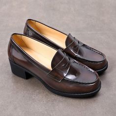 This shoes is Narrow Fit. Soft Rubber Bottom Let You Not Tired After Walking For A Long Time. Details Determine Success Or Failure. Color: Black/BrownMaterial: Enamel leatherLining: Genuine LeatherInsole: Genuine Leather（Unmovable）Sole: RubberHeels: 4.5cm/1.77" Weight: 0.30kg Each Shoes(measured size 7)Great Shoes To Spice Up Any Outfit, From Casual Jeans To Fancy Dress. The More You Wear Them, The More Comfortable They Will Become!Item No. Dwarves1115 Brown Low Heel Leather Shoes For Fall, Brown Leather Shoes With Low Heel For Fall, Brown Flat Heels For Business, Brown Flat Heel Heels For Business, Classic Fall Heels With Round Toe, Casual Low Heel Oxfords For Fall, Brown Pointed Toe Platform Loafers For Fall, Slip-on Dress Shoes With Round Toe For Fall, Slip-on Round Toe Dress Shoes For Fall