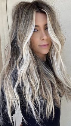 Layered Hair Ideas, Layered Haircuts For Long Hair, Blonde Hair With Roots, Fall Blonde Hair, Butterfly Haircut, Dark Roots Blonde Hair