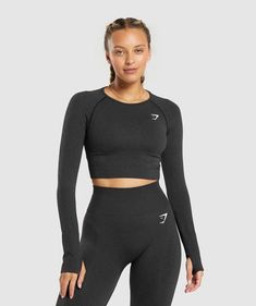 Black Long Sleeve Crop Top, Gym Wear For Women, Workout Crop Top, Workout Tshirts, Gym Wear, Black Crop Tops, Body Fit, Crop Tops Women, Long Sleeve Crop Top