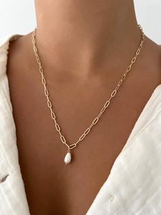 14k gold filled link chain with a freshwater pearl charm 16 inches with 2 inch adjustable extender Everyday 14k Gold Filled Pearl Drop Charm Necklace, Everyday Charm Necklaces With Pearl Chain, 14k Gold-filled Pearl Charm Chain Necklace, 14k Gold Filled Pearl Charm Necklace, Mary Ann, Pearl Charms, Gold Filled Chain, Pearl Drop, Link Chain