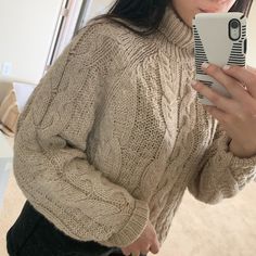 Cream Turtleneck Sweater. Looks Brand New! Size Small, But Fits A Little Oversized Cream Sweater Outfit, Adorable Aesthetic, Sweater Looks, Cream Turtleneck Sweater, Trendy Maternity Outfits, Cream Turtleneck, Maternity Outfits, Turtleneck Pullover, Trendy Maternity