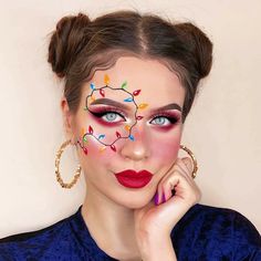 Who Ville Makeup, Christmas Themed Makeup, Christmas Lights Makeup, Christmas Makeup Art, Xmas Makeup, Christmas Eye Makeup, Bright Eye Makeup