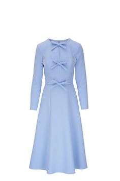 Carolina Herrera - Sky Blue Triple Bow Long Sleeve Midi Dress Princesa Anne, Carolina Herrera Dresses, Royal Outfits, Dressy Dresses, Fashion Attire, Sleeve Midi Dress, Classy And Fabulous, Business Dresses, Long Sleeve Midi