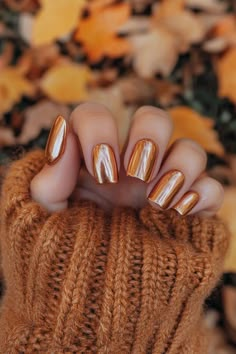 Fall Nails Bright Colors, Autumn Nails With Design, Gold Glitter Fall Nails, Fun Fall Nails Designs, Pumpkin Colored Nails, Shiny Orange Nails, Fall Nails With Chrome Powder, Short Fall Dip Nails, Glazed Fall Nails