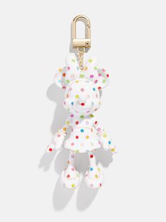 Give Disney fans the best gift ever with the Minnie Mouse Disney Bag Charm Set. This set comes complete with five of our best-selling Minnie Mouse keychains, each in a vibrant polka dot pattern. Choose to give them all to one recipient, or split them apart and give one to each of your friends. Not to mention, each comes in a luxe, matching box, meaning it's ready-to-gift. This is an officially licensed Disney product. Disney Keychain, Polka Dot Bags, Best Gift Ever, Disney Handbags, Disney Bag, Bag Charms, Handbag Charms, Charm Set, Luggage Accessories