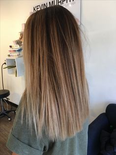 Balayage Straight, Balayage Straight Hair, Medium Length Hair Straight, Ideas Haircut, Haircut Women, Balayage Blonde, Caramel Hair, Hair Color Light Brown, Brunette Balayage Hair