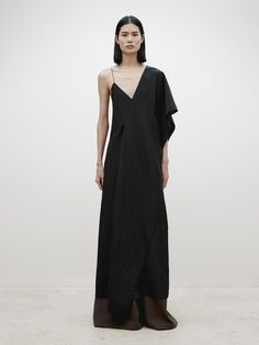 Long asymmetric dress - Limited Edition · Black · Smart / Dresses And Jumpsuits | Massimo Dutti Asymmetric Dress, Smart Dress, Sleeve Detail, Asymmetrical Dress, Black Maxi Dress, Limited Editions, Black Noir, Exclusive Designs