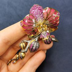 Luxury Pink Brooch For Wedding, Luxury Pink Brooches For Wedding, Luxury Pink Wedding Brooches, Luxury Pink Brooch Jewelry, Orchid Brooch, Orchid Ring, Greek Women, Gold Orchid, Sapphire Cocktail Ring