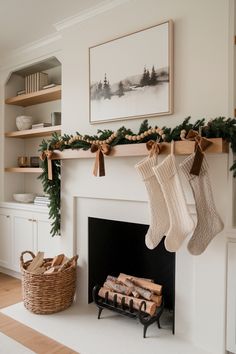 19+ Classy Christmas Mantle Decor Ideas - rustic, simple & elegant Mantlepiece Christmas Decor, Mantle Staging Ideas, Tv Over Fireplace Christmas Decor, White Fireplace Mantels Decor, Chic Christmas Mantle Decor, Christmas Mantle Piece Ideas, Christmas Decorations On Fireplace, Under The Tv Christmas Decor, Wreath On Mantle Christmas