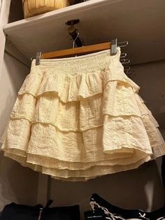 Daiiibabyyy Women Vintage Hollow Out Beige Mini Skirts 2024 Summer Elastic High Waist A-line Short Female Ruffles Sweet Preppy Style Skirts Usa Outfits, Hot Necklaces, Mini Skirt Summer, Skirts Summer, A Line Shorts, Usa Outfit, Women Vintage, Preppy Style, Skirt Top