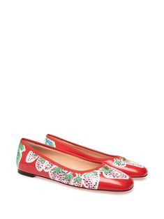 Bally Biuty Leather Ballerina Shoes - Farfetch Chanel 2, Strawberry Print, Ballerina Shoes, Iconic Bags, Loafer Mules, Summer Beach Wear, Flat Boots, Ribbon Trim, Ballet Flat Shoes