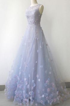 Gray Prom Evening Dress With Sweep Train, Gray Sweep Train Prom Evening Dress, Gray Sweep Train Evening Dress For Prom, Gray Evening Dress With Sweep Train For Prom, Gray Prom Evening Dress For Prom Season, Gray Evening Dress For Prom Season, Gray Evening Dress For Prom, Spring Tulle Evening Dress With Sweep Train, Gray Floor-length Evening Dress For Prom