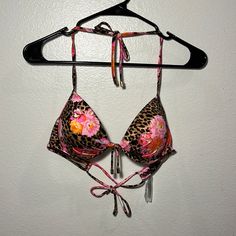 Victoria Secret Bikini Top Leopard With Flower Print New Without Tags - Never Worn - No Flaws Wire With Small Push Up Size : 36b /34c Victoria's Secret Floral Print Swimwear For Beach Season, Victoria's Secret Floral Beachwear Swimwear, Victoria's Secret Floral Print Beachwear, Victoria's Secret Floral Print Summer Swimwear, Victoria's Secret Pink Underwire Swimwear, Victoria's Secret Fitted Swimwear For Spring, Fitted Victoria's Secret Swimwear For Spring, Pink Printed Party Swimwear, Victoria's Secret Pink Triangle Top Swimwear