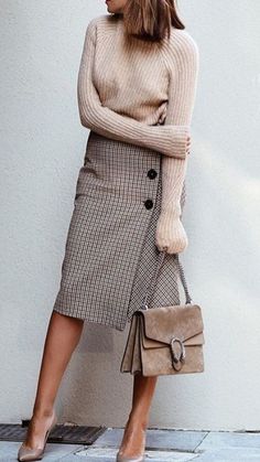 Kate Spade Outfits, Work Capsule, Skirt Diy, Work Outfit Office, Ideal Wardrobe, Corporate Style, Rock Outfit, Feminine Chic